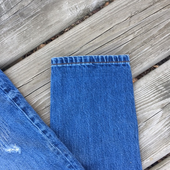 Distressed Jeans - Picture 4 of 8